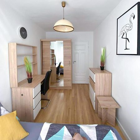 Bright Room №2 Grzybowska 9 Warsawa Bagian luar foto